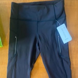 BRAND NEW WITH TAGS ATHLETA RAINIER TIGHT